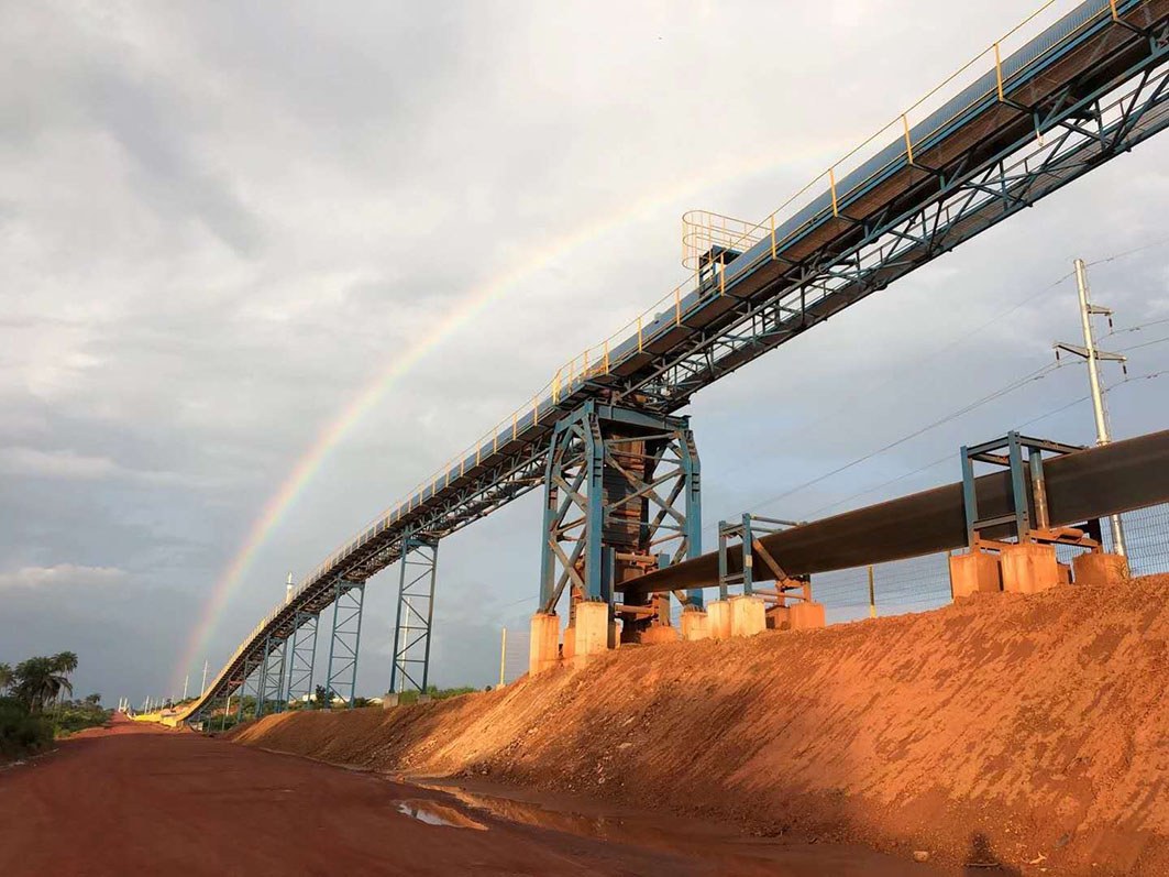 图为中铝几内亚皮带更换项目建设现场。杨才强 摄